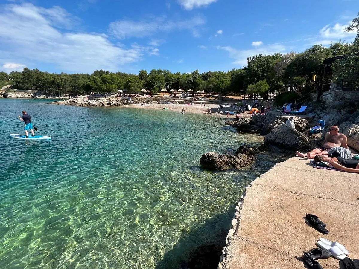 Blue Penguin Apartment Pinezici  0*, Pinezici (Krk)