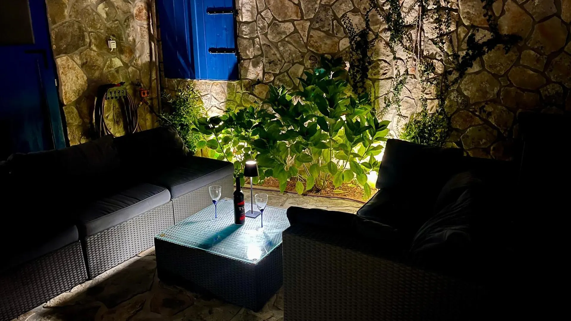 Ferienwohnung Blue Penguin Pinezići