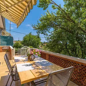 Krc Apartment